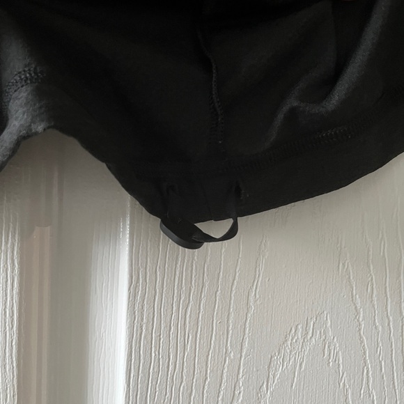 Under armour Tank - Picture 3 of 3